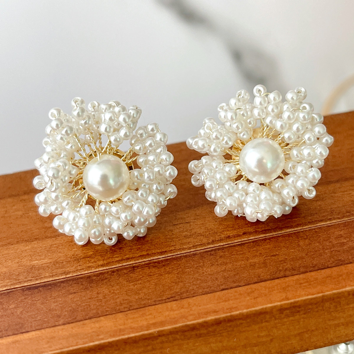 Fashion Pearl Sunflower Earrings
