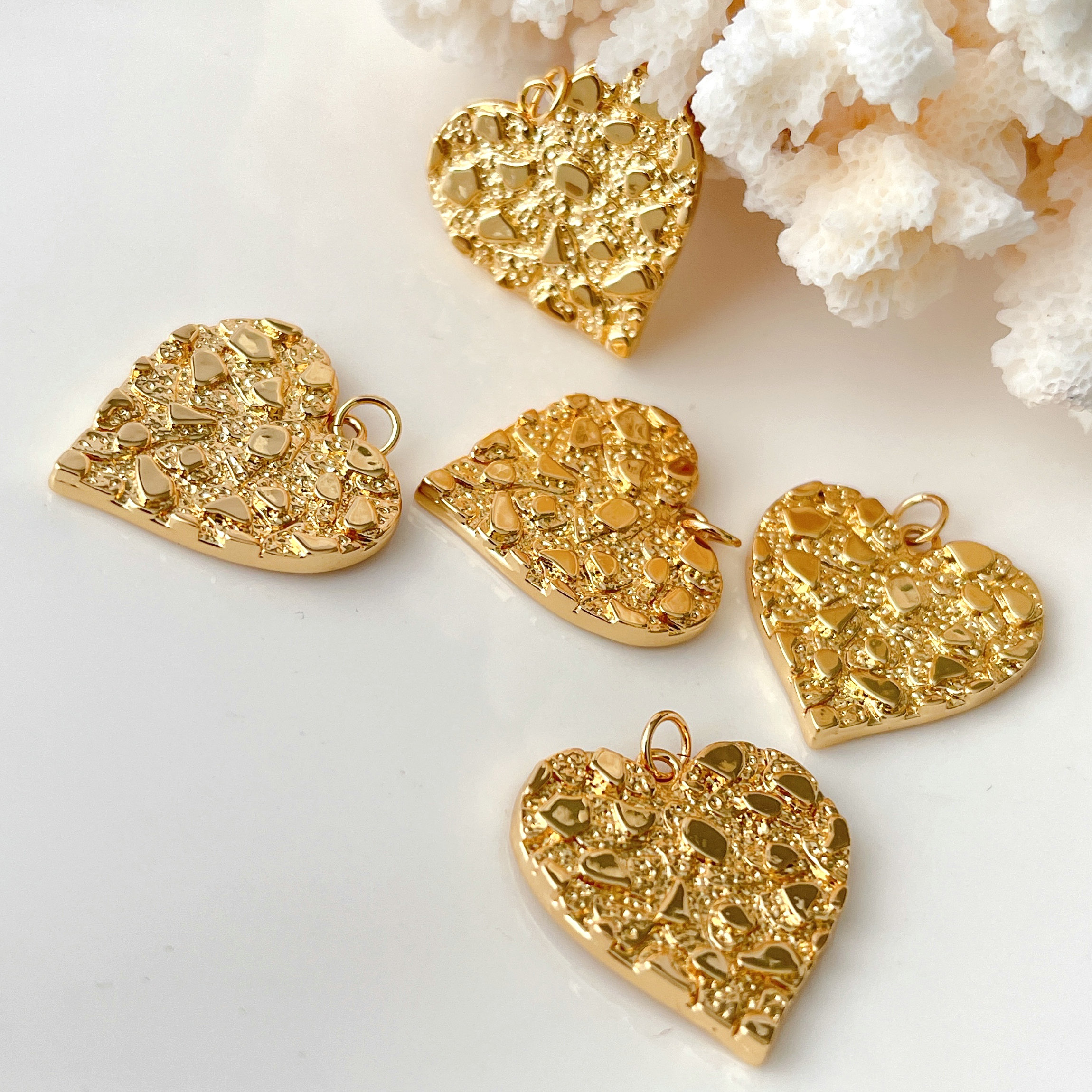 Gold Plain Heart Pendant
