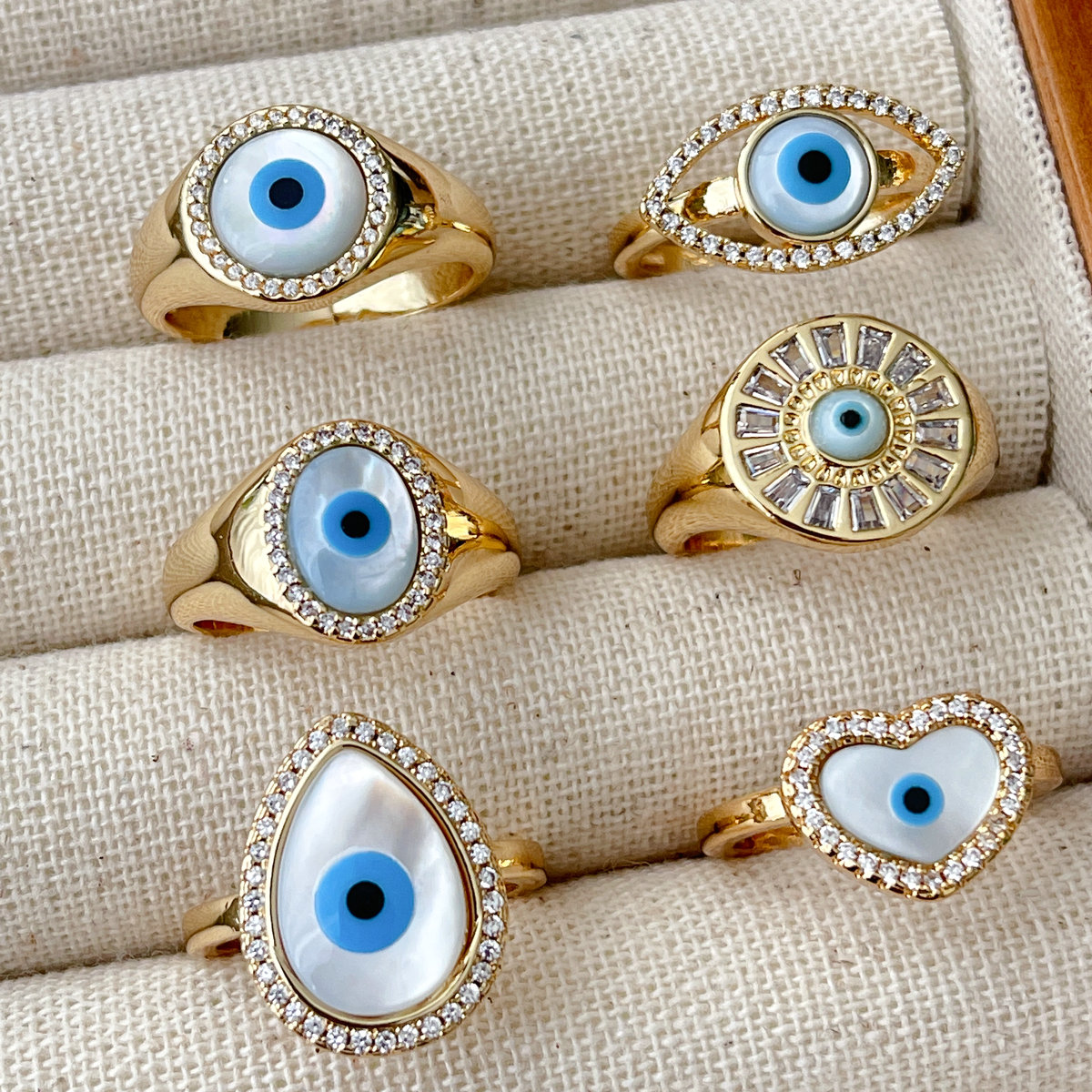 Shell Eye Adjustable Ring
