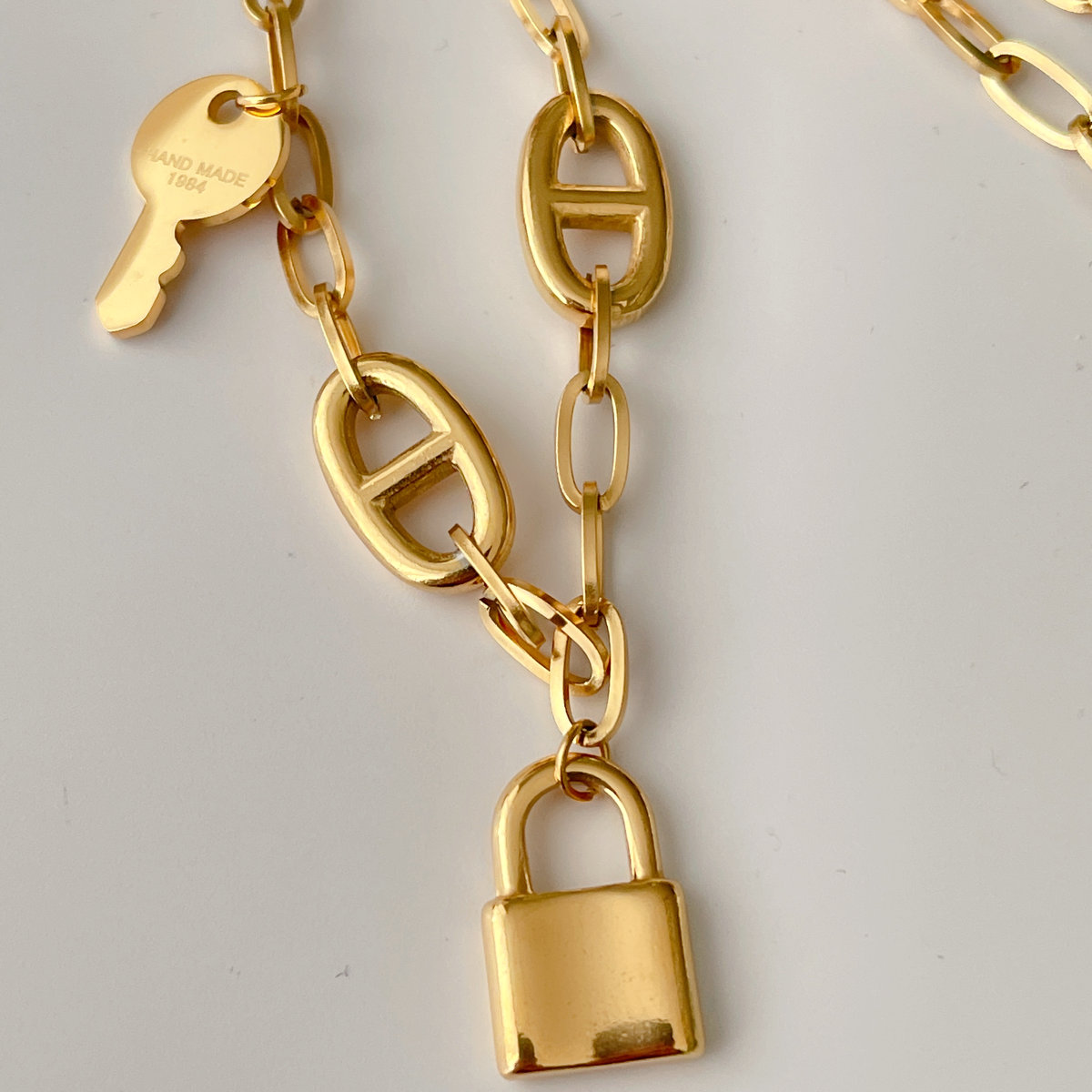 Stainless Steel Coffe Bean Chain With Lock Pendant
