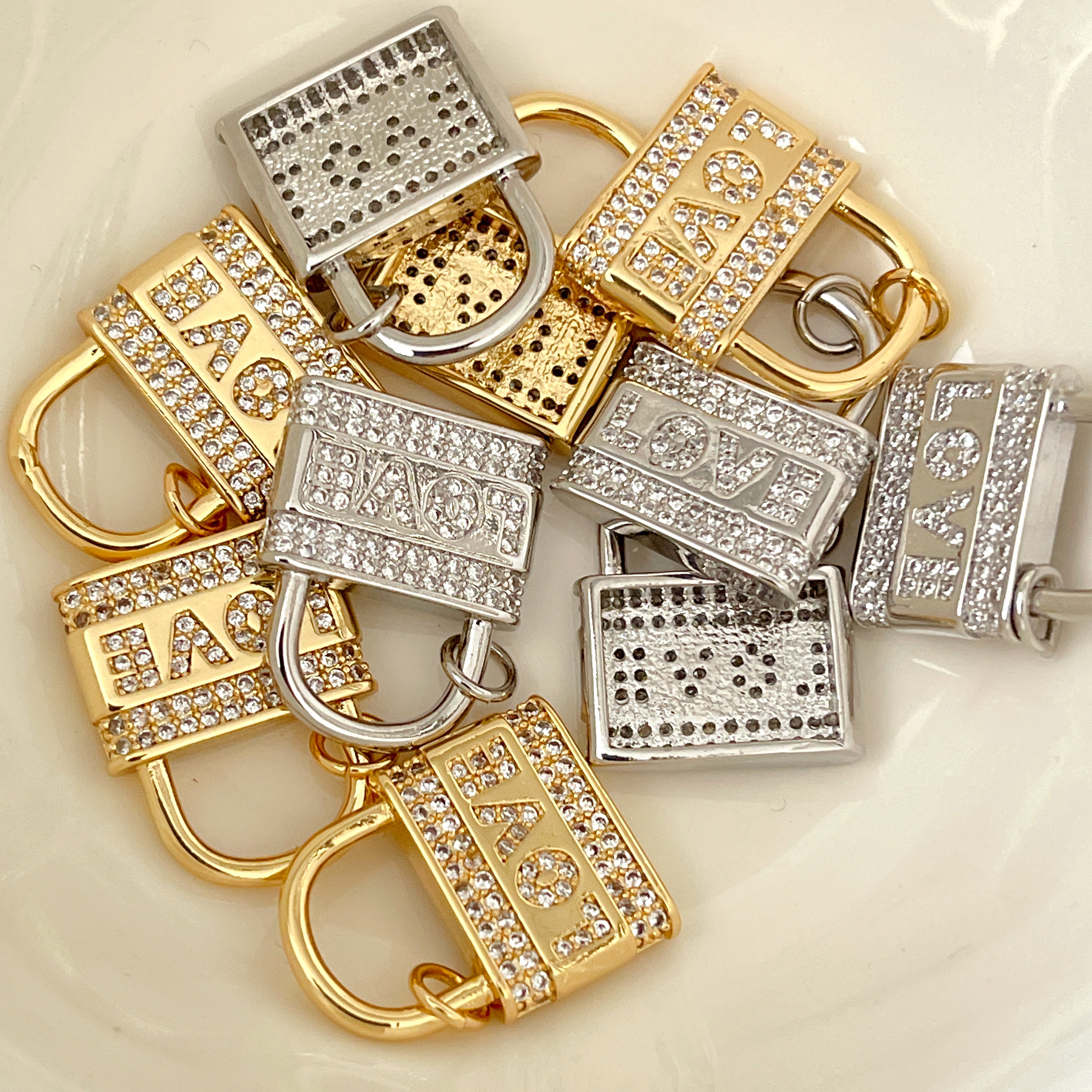 Lover Locker Pendant