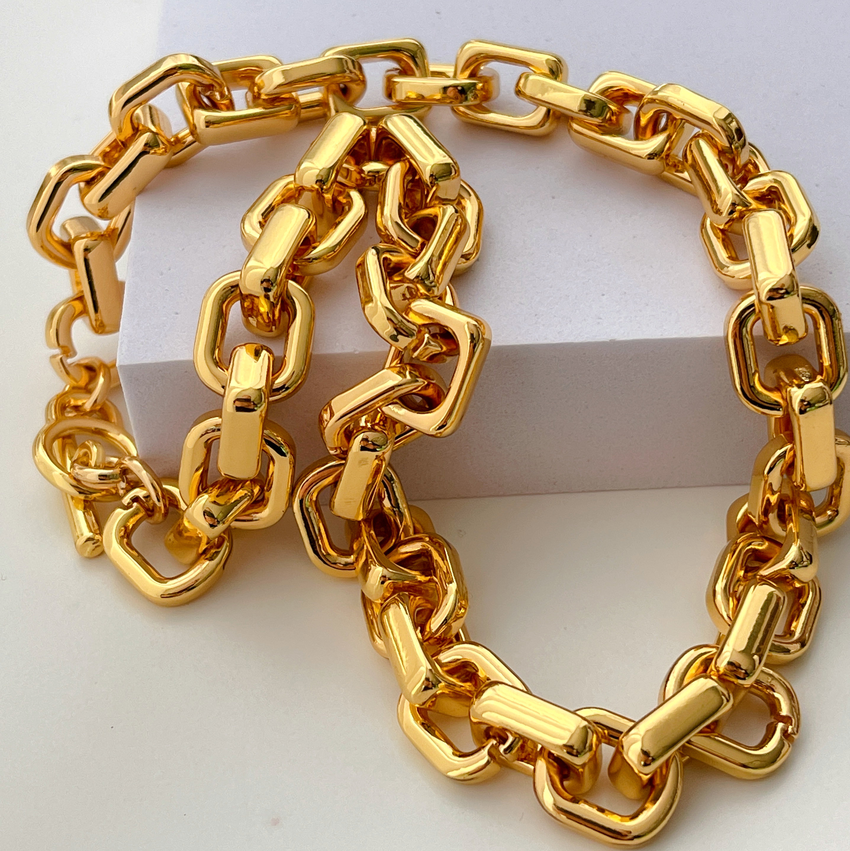 18K Gold Plated High Quality Chunky Chain Necklace 16inch