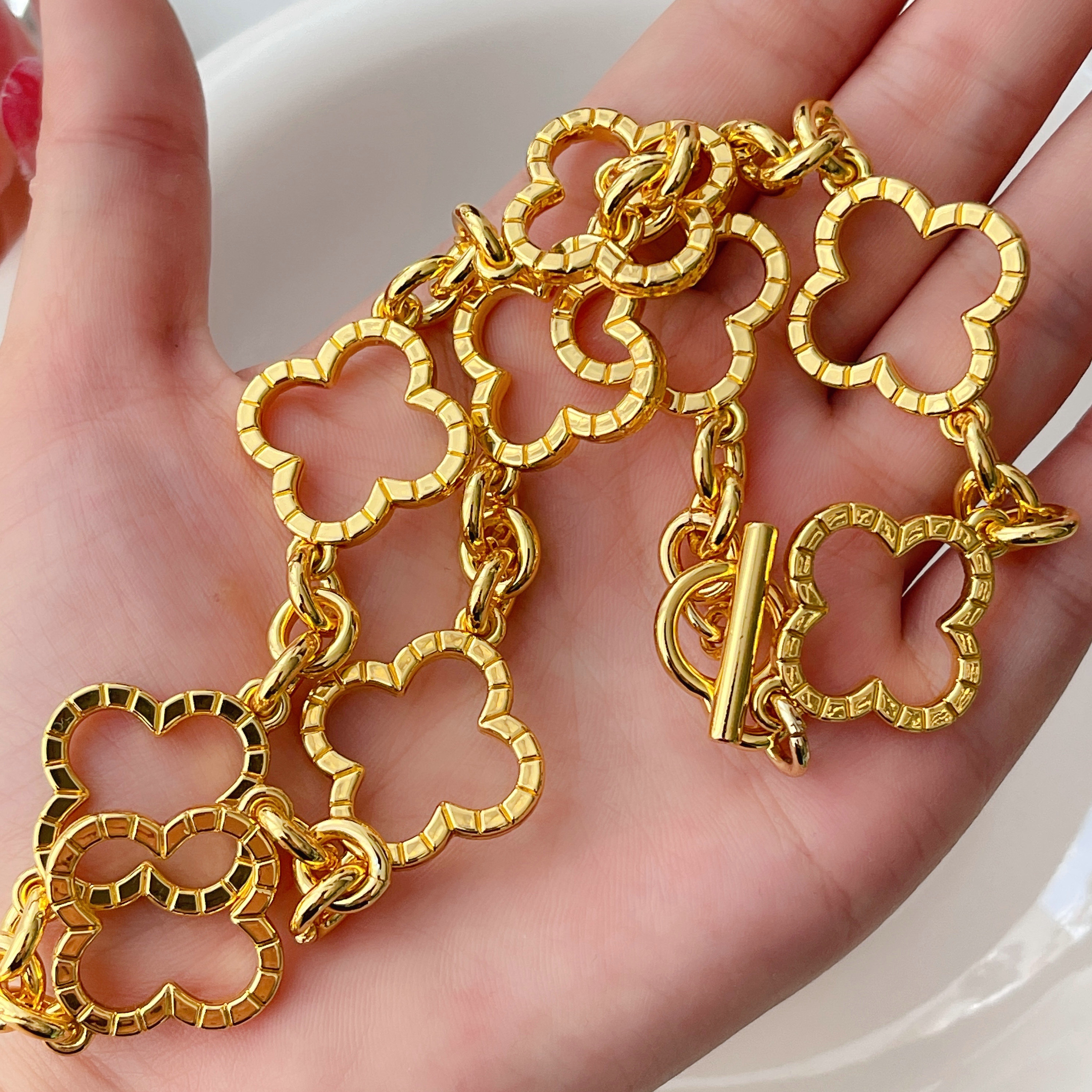 18K Gold Plated High Quality Flower Chain Necklace 16inch