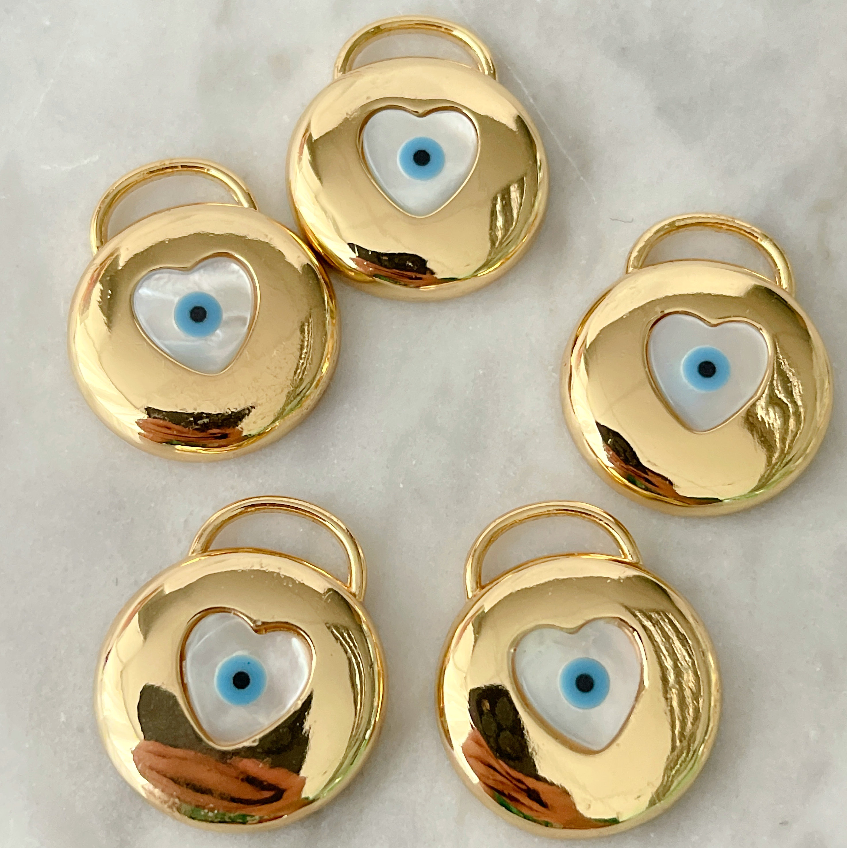 Heart Mop Evi Eye Pendant