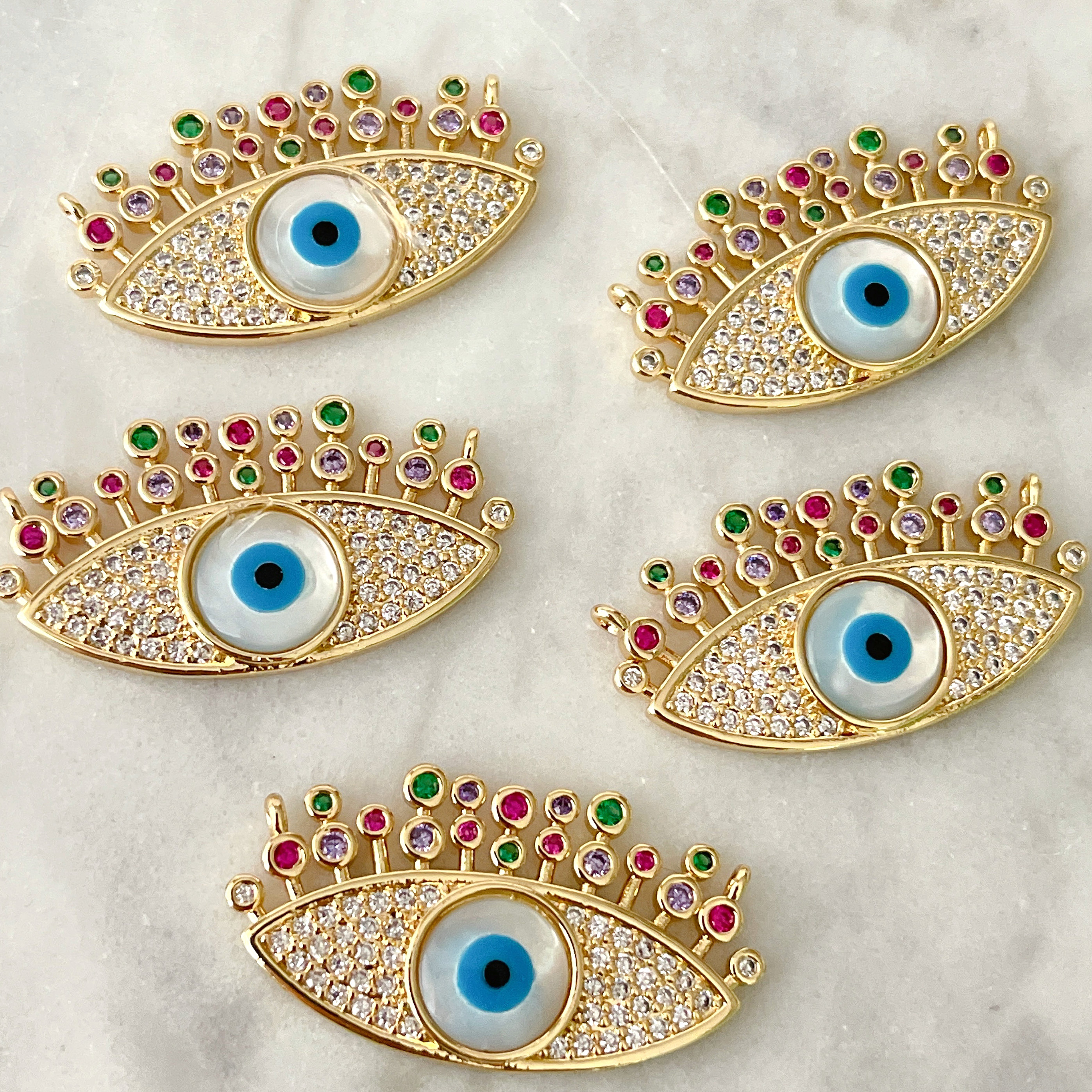 Mop Evi Eye Pendant