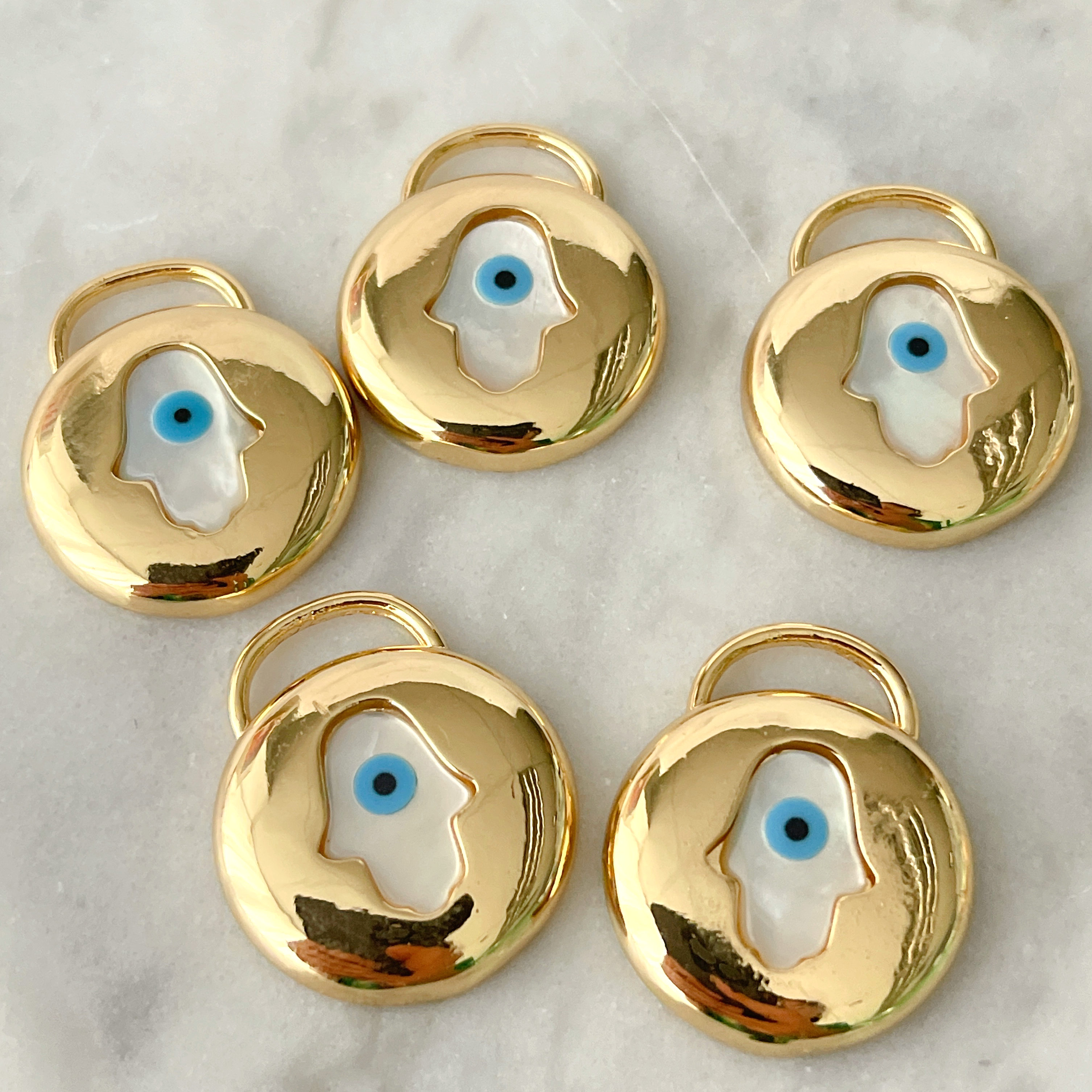Hand Mop Evi Eye Pendant