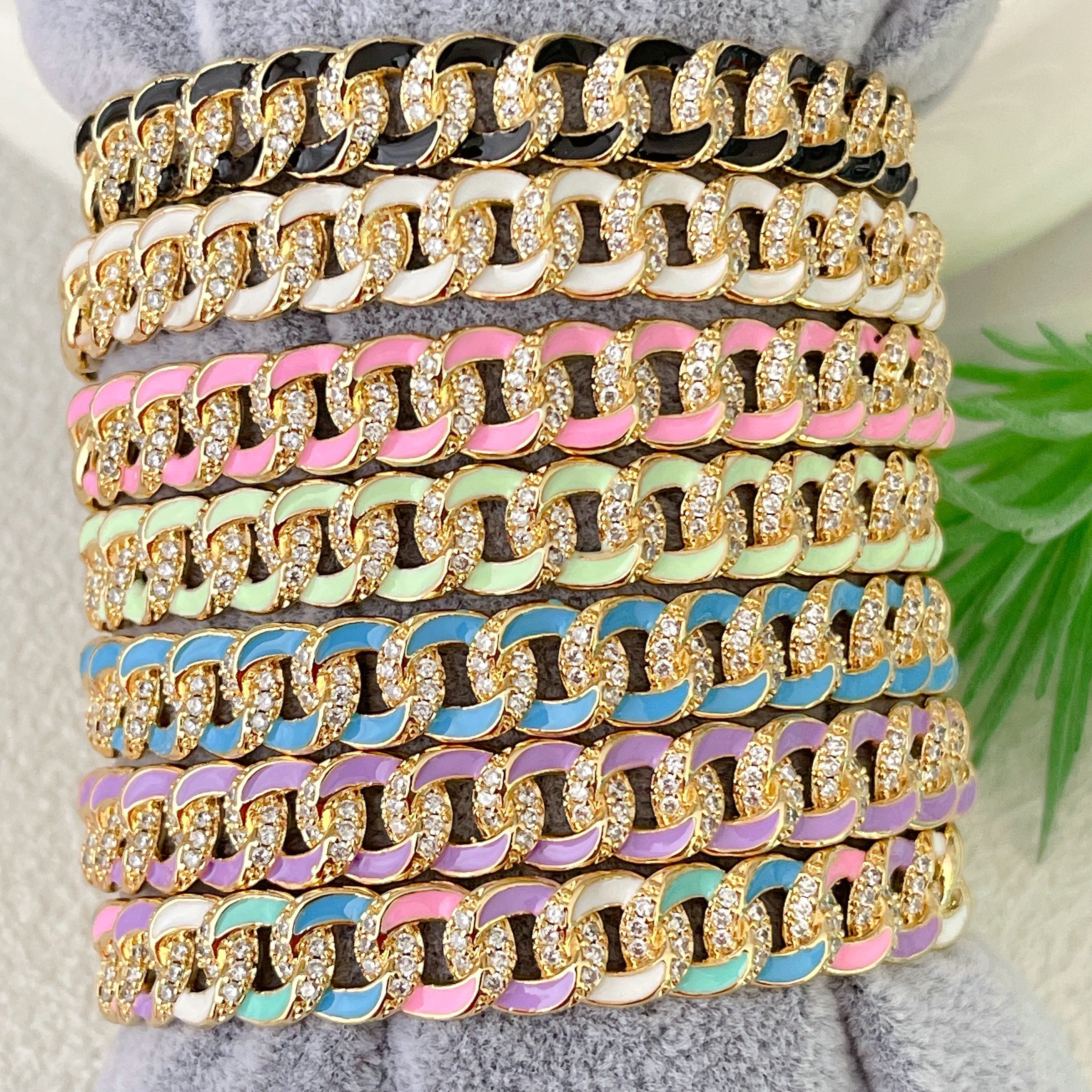 Enamel Chain Bangle