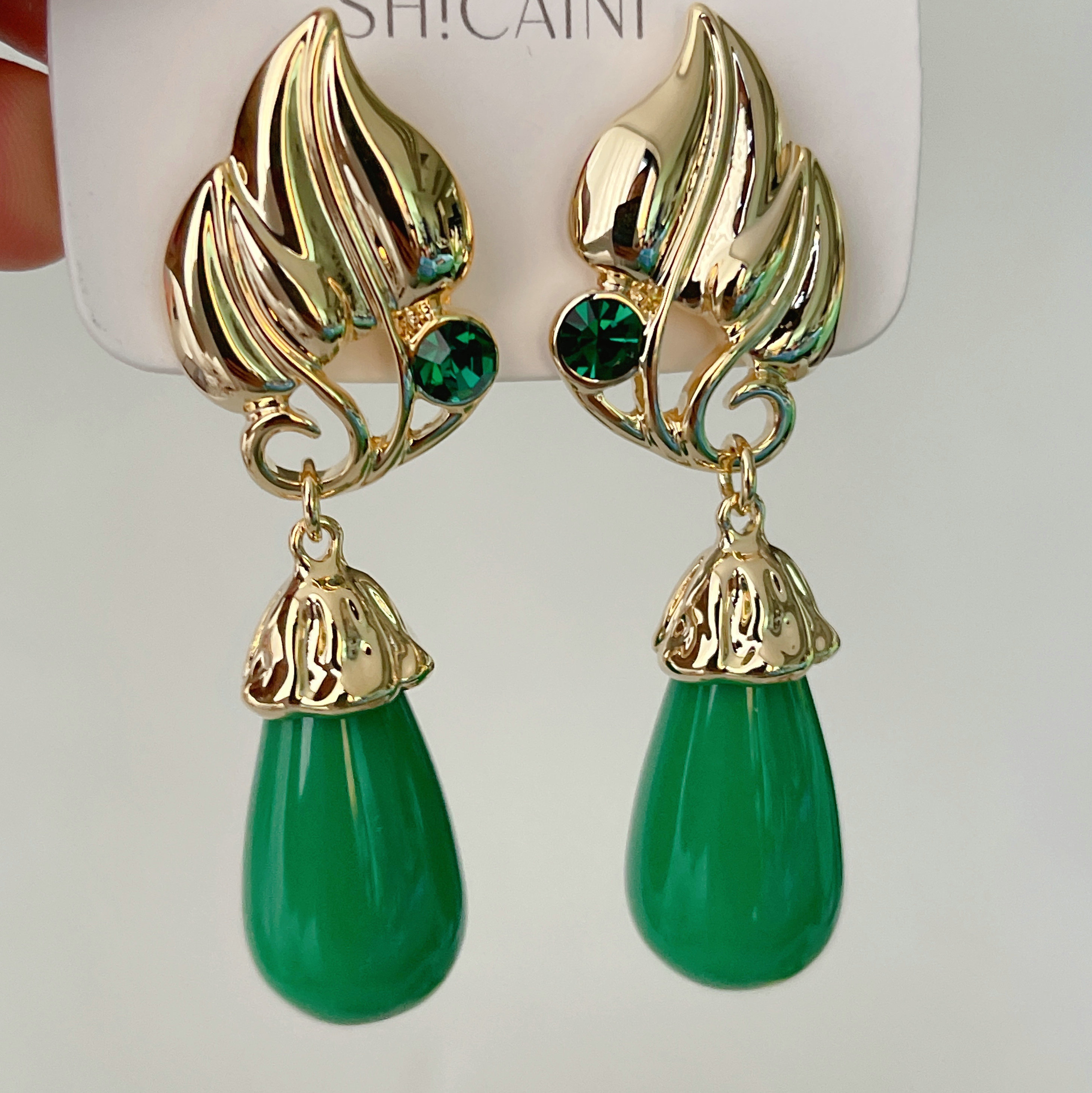 Leaf Earrings With Water-Drop Gemstone Pendant