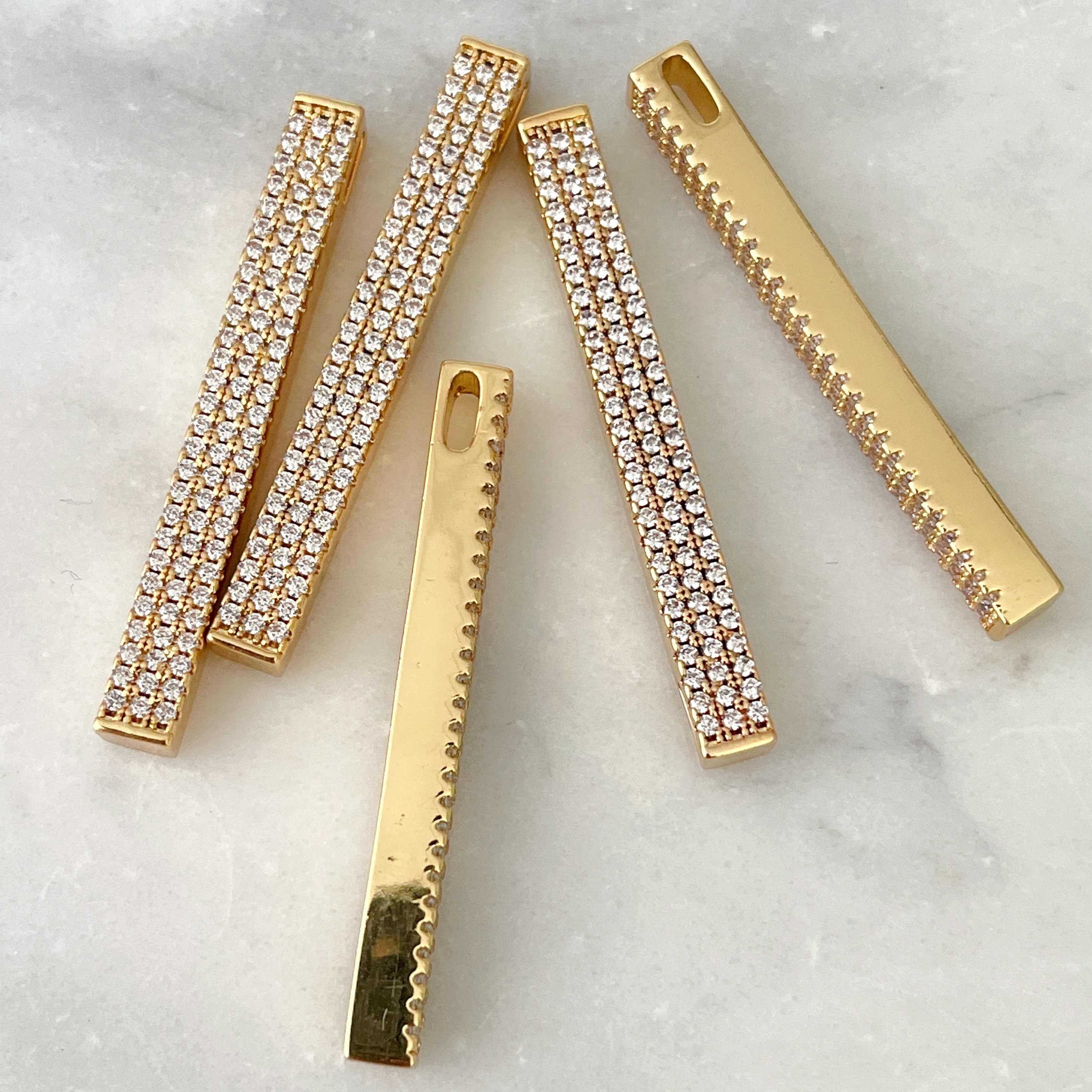 Long bar pendant