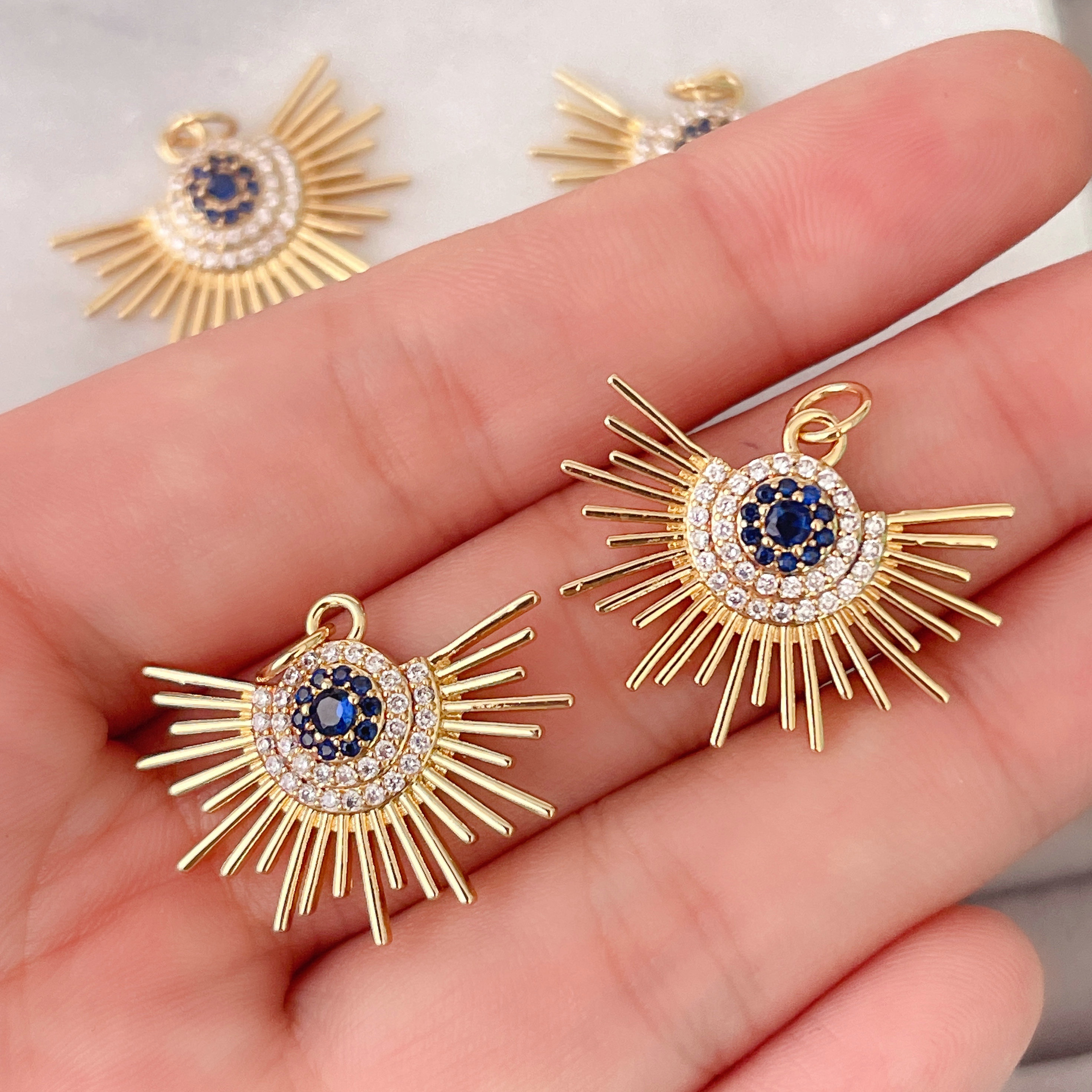 Fan Eye Charm