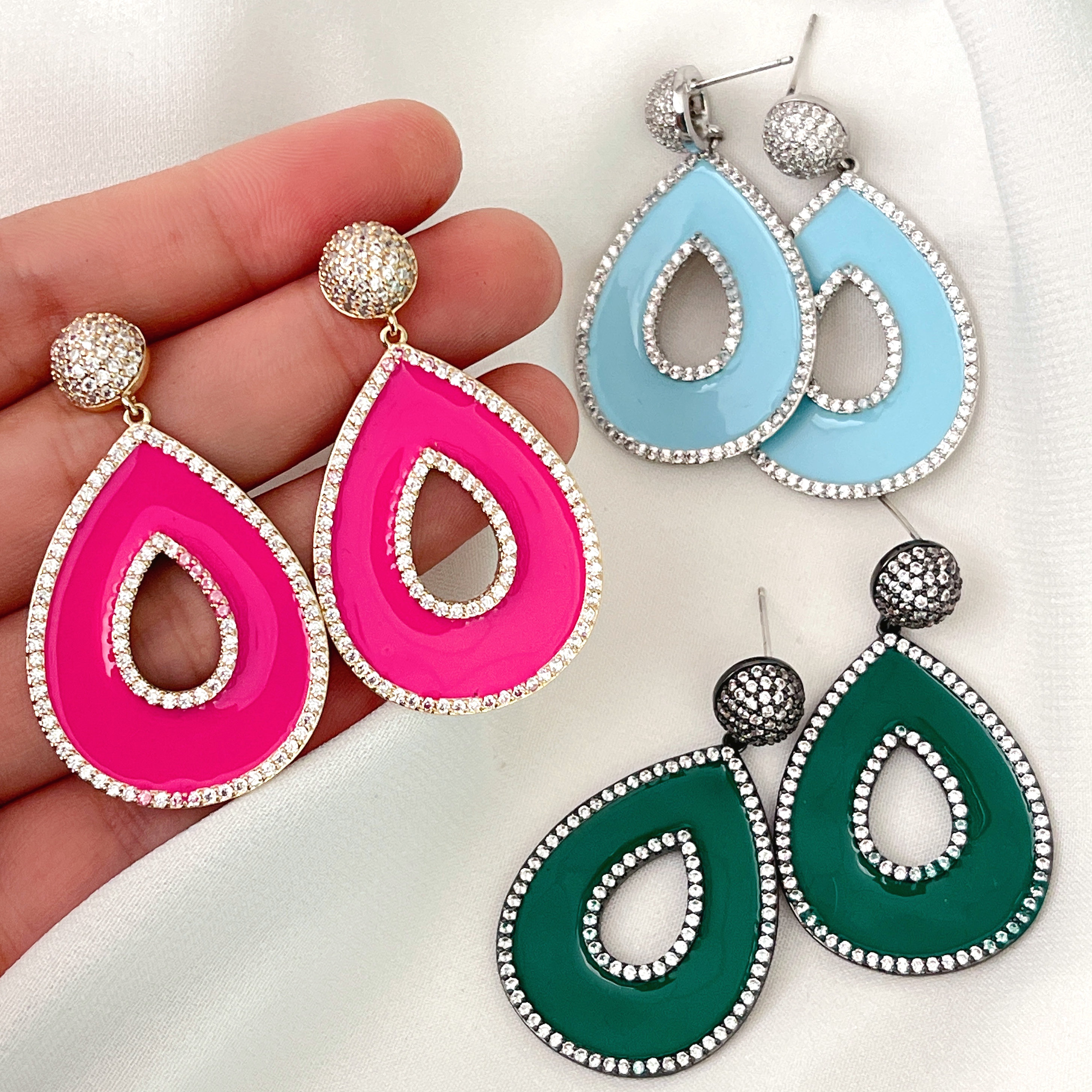 Hollow Water Drop Pendant Earrings