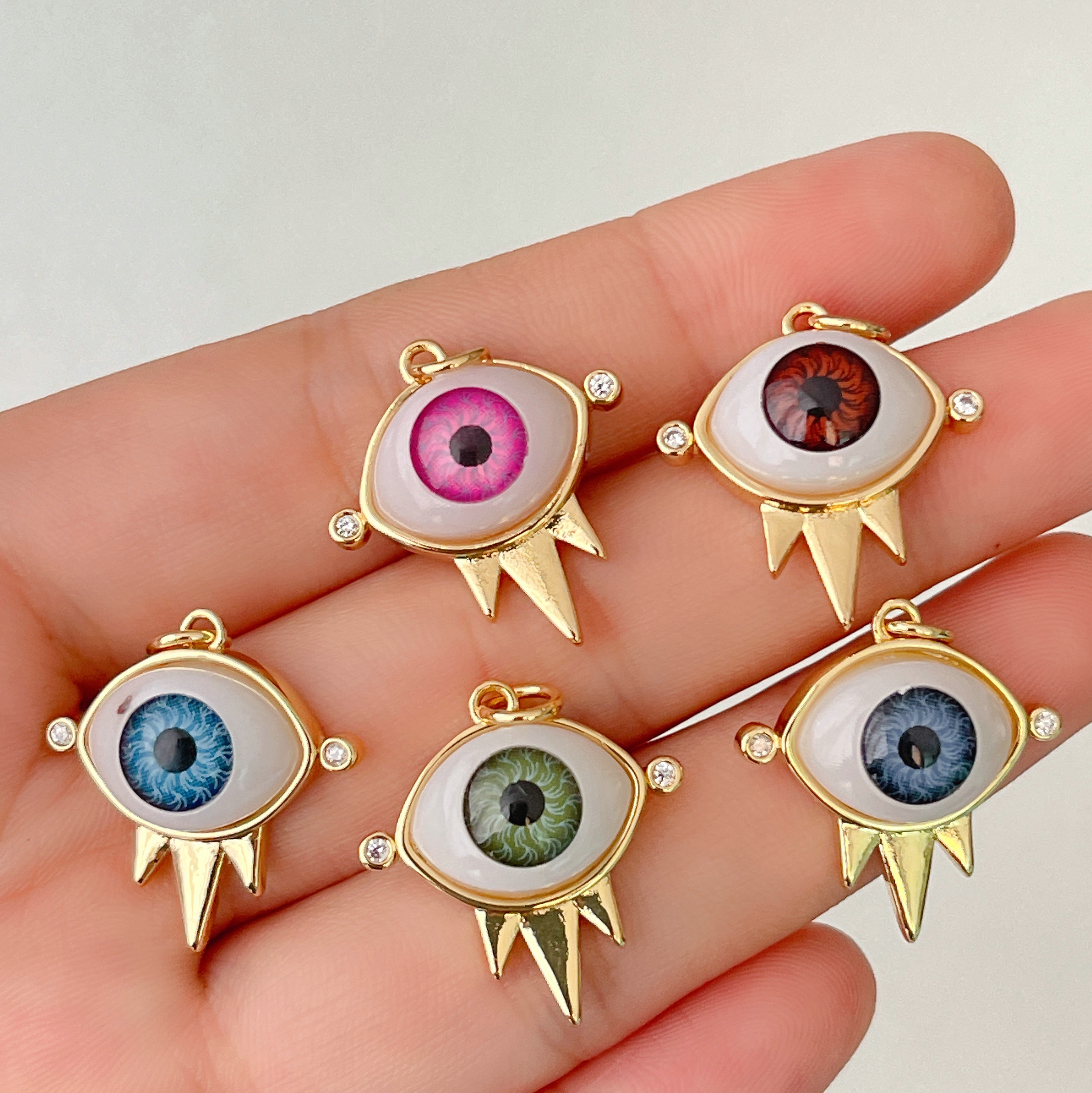 Eyelash Eye Charm