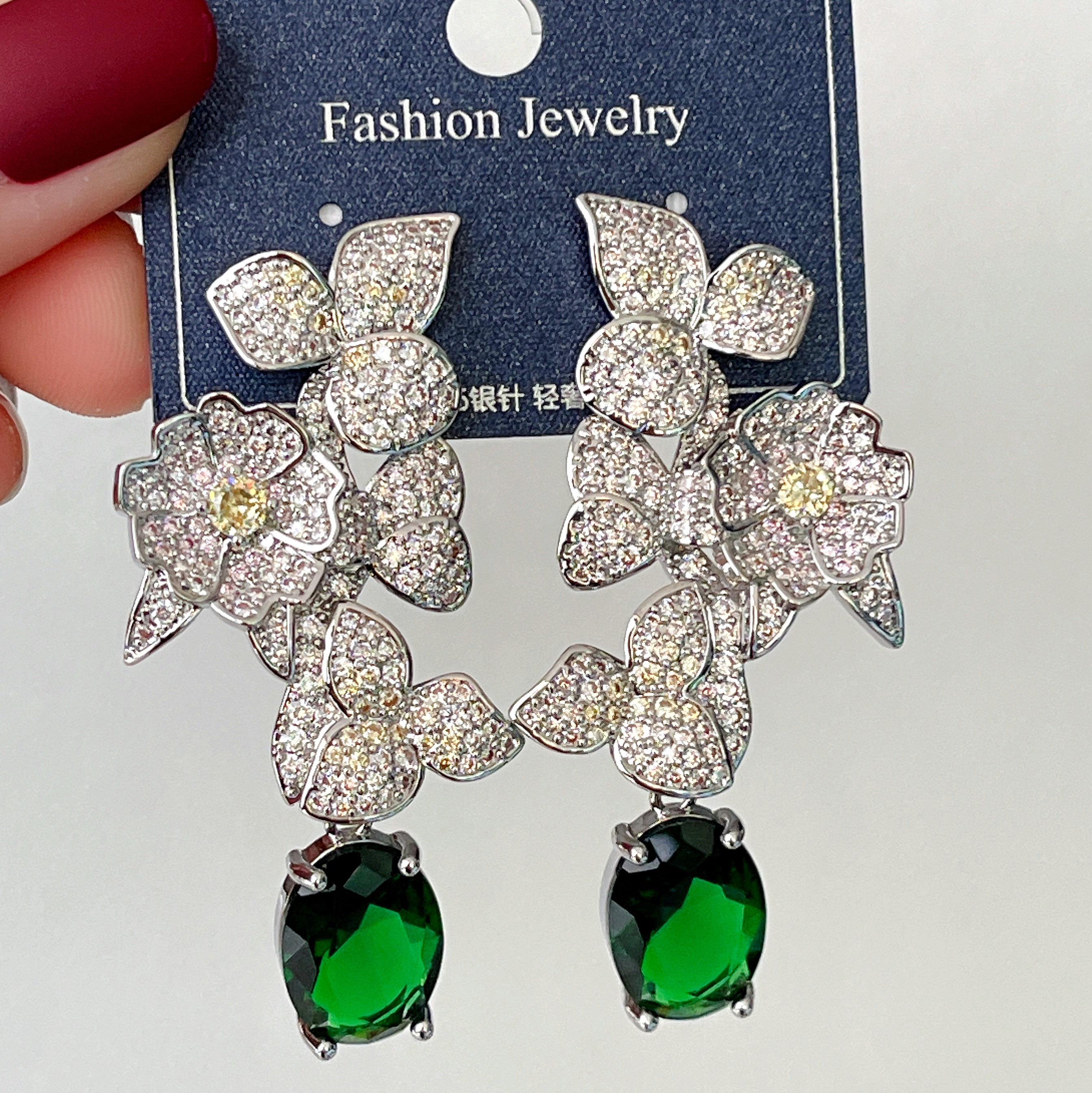 Zircon Flower Earrings With Green Pendant