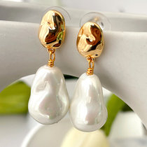 Water Drop Pearl  Earrings