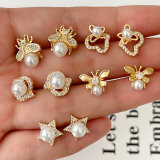 Glass Pearl Star Stud