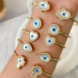 Shell Eye Bracelet