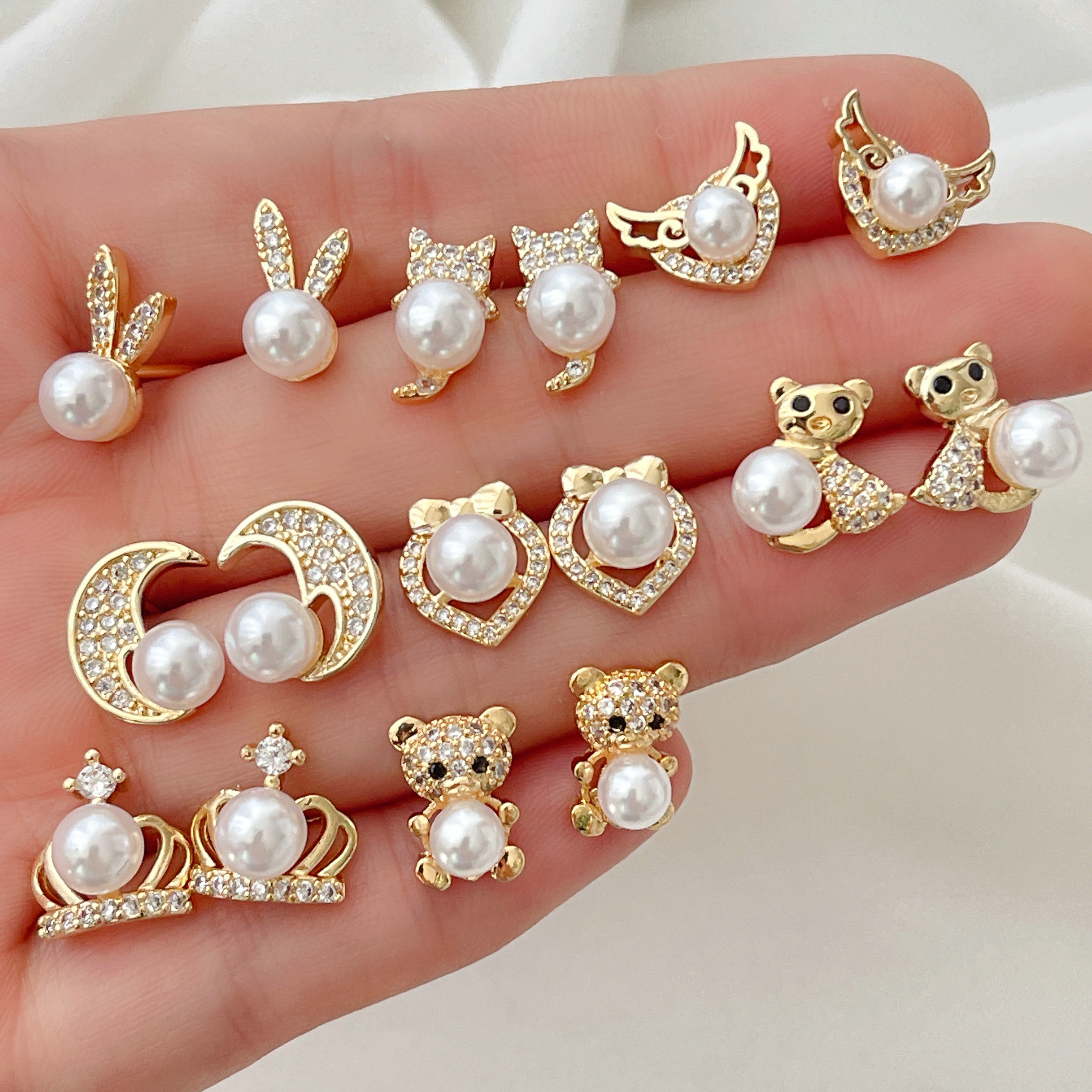 Simple Glass Pearl Earrings Stud