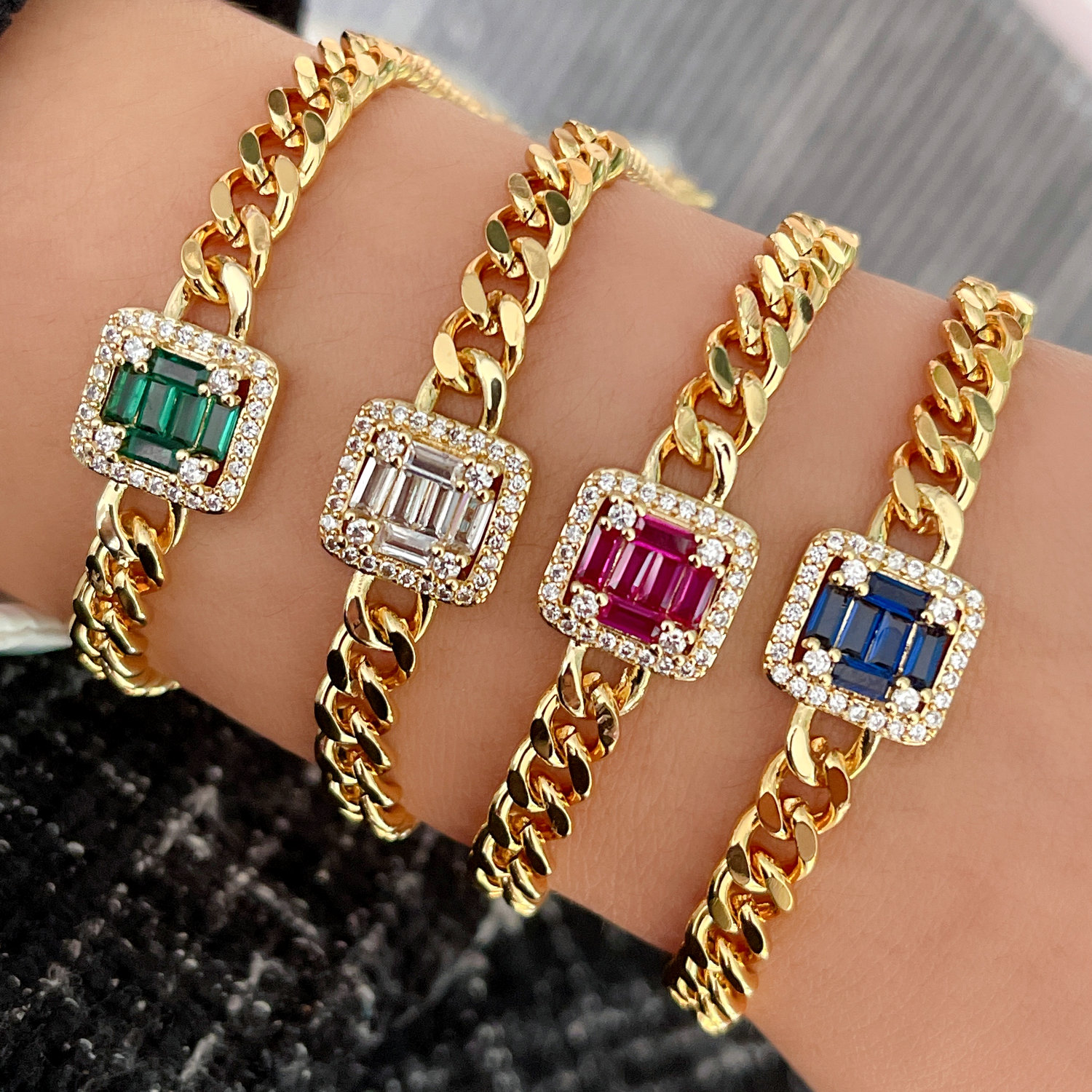 Cuban Chain Bracelet With Sqaure Charm