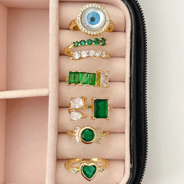 Green Stone / Shell Eye Adjustable Ring