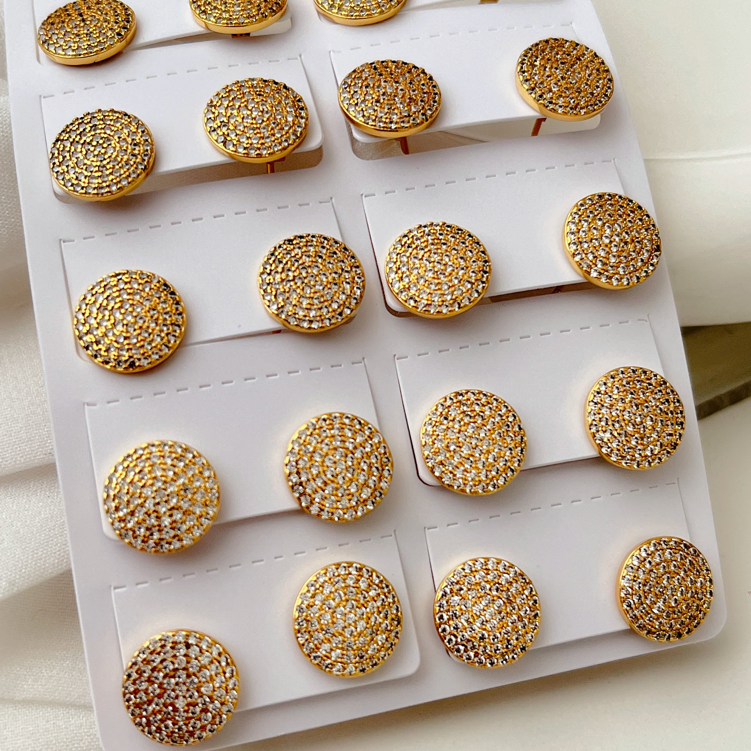 Pave Zircon Round Earring Stud