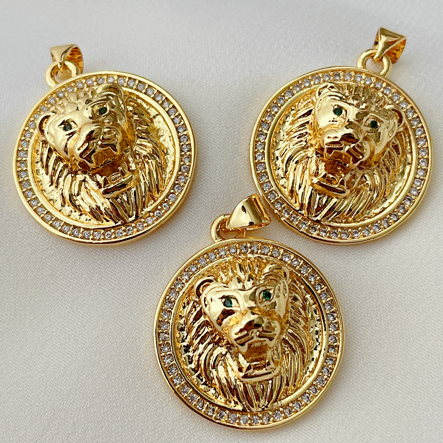 Pave Lion Round Charm