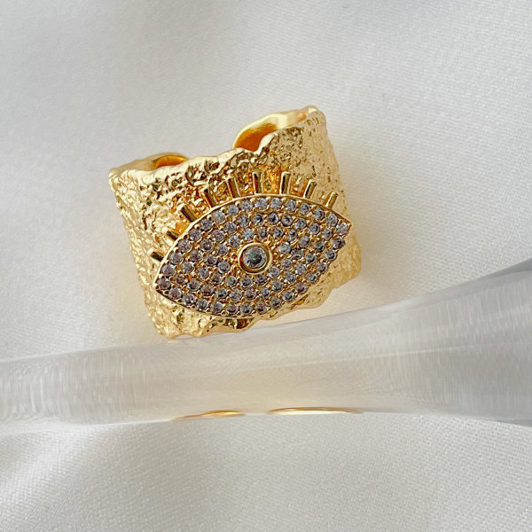 Wide eye ring
