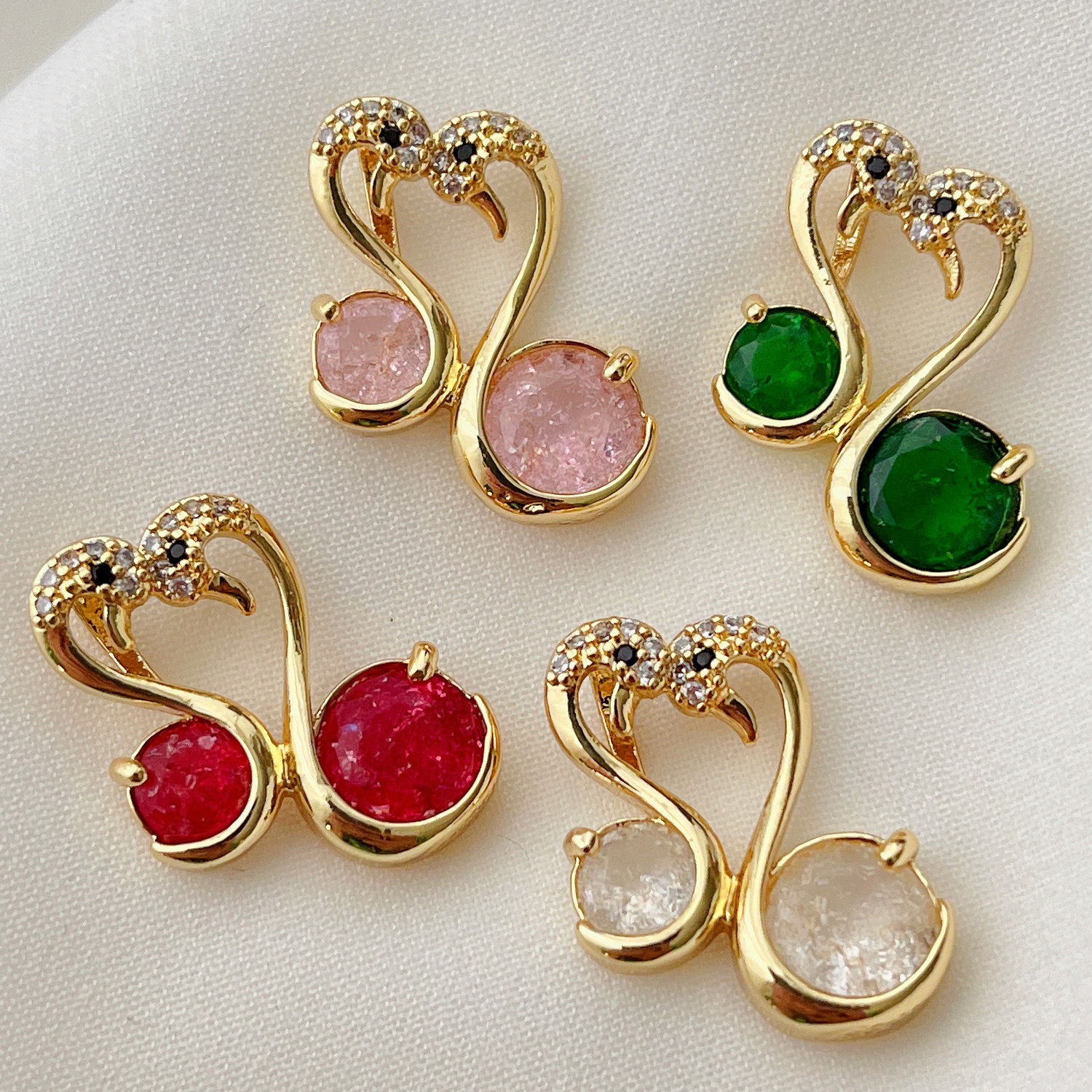 Swan Charm