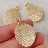 Pave S charm