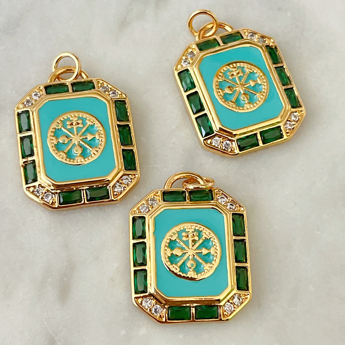 Sqaure green charm