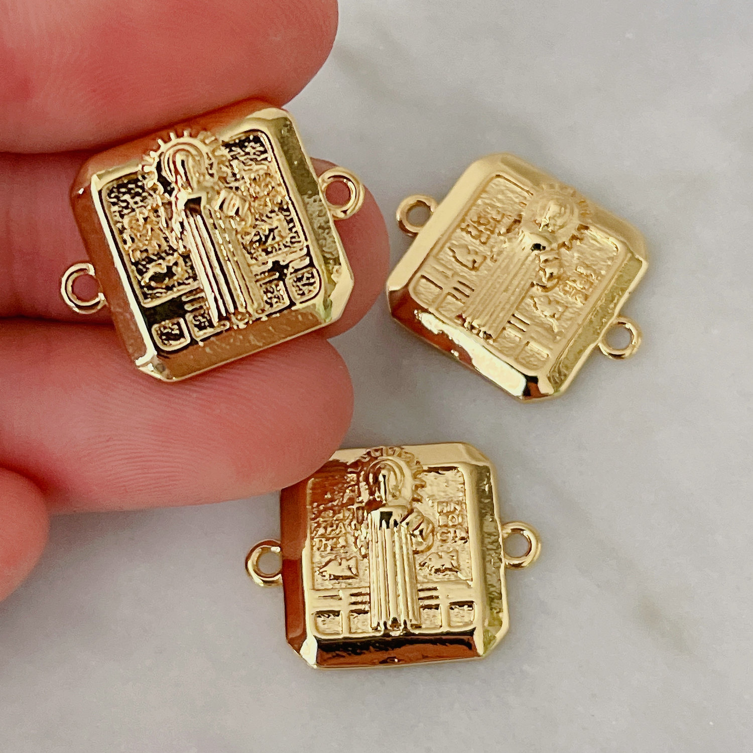 Connector for bracelet