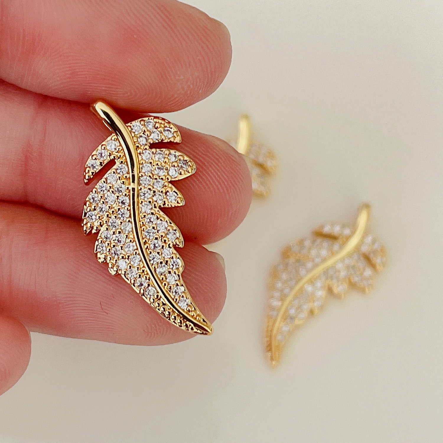 Leaf charm