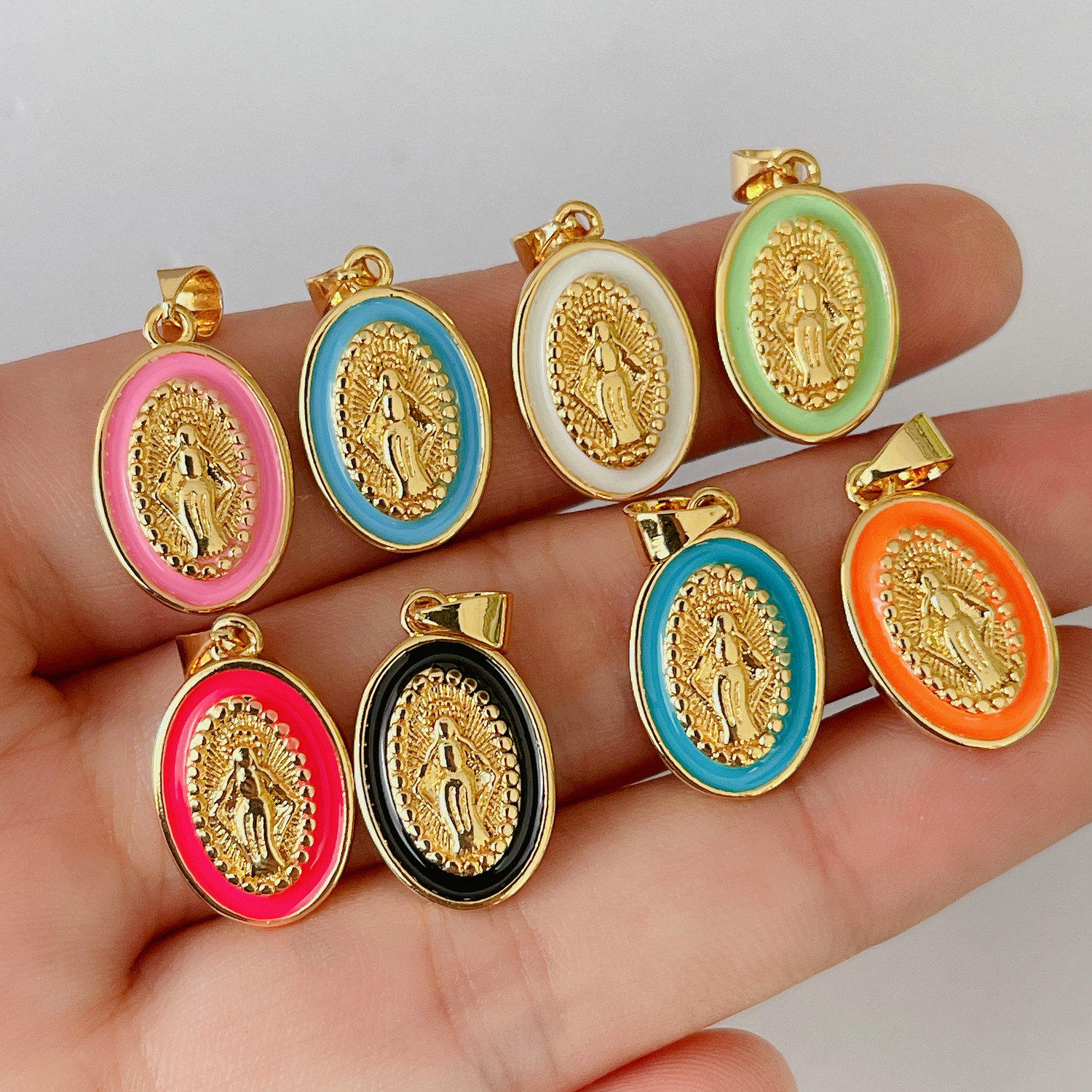 Oval enamel charm