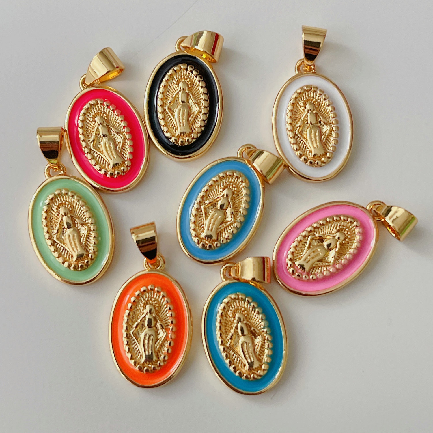 Oval enamel charm