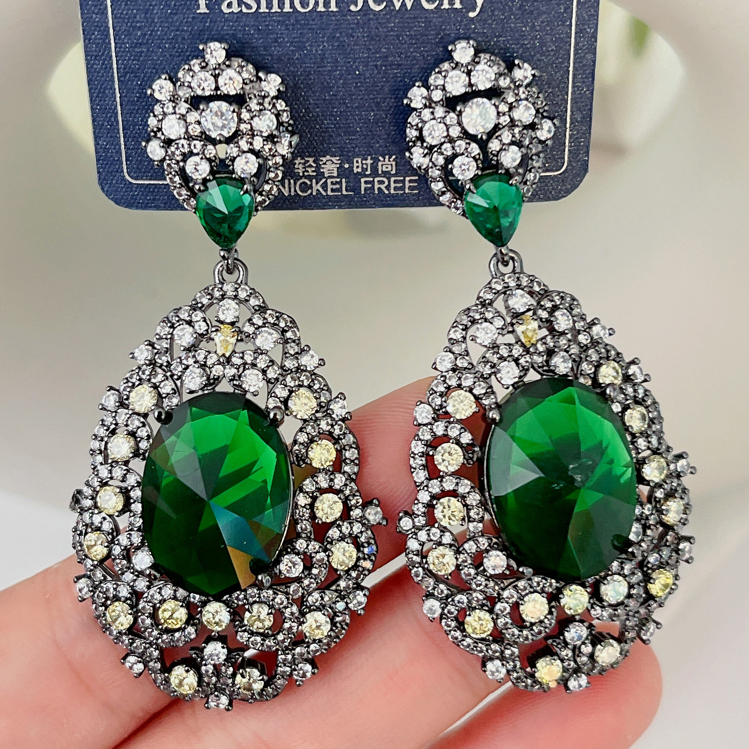 Green zircon earrings