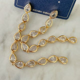 Long zircon earrings