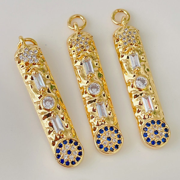 Long eye charm