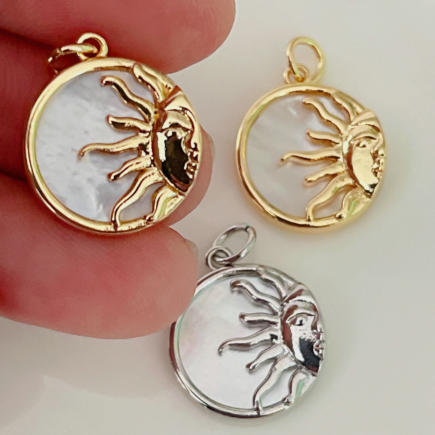 Sun shell charm