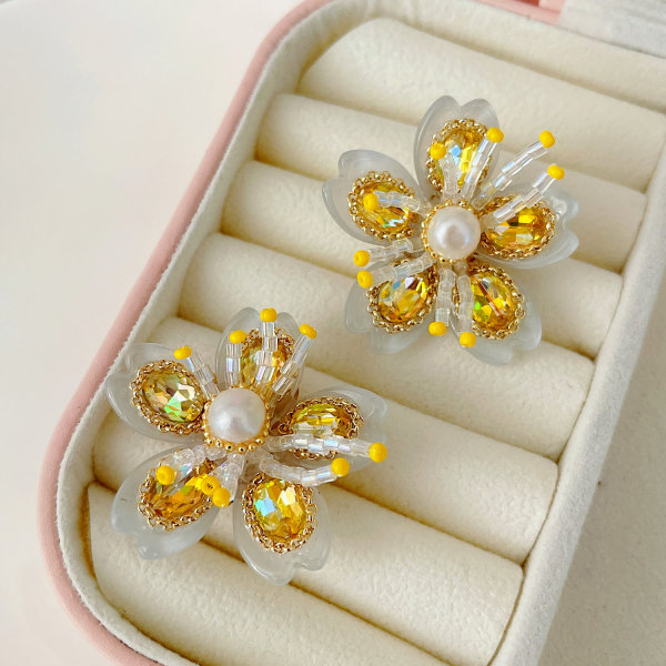Yellow crystal flower earrings
