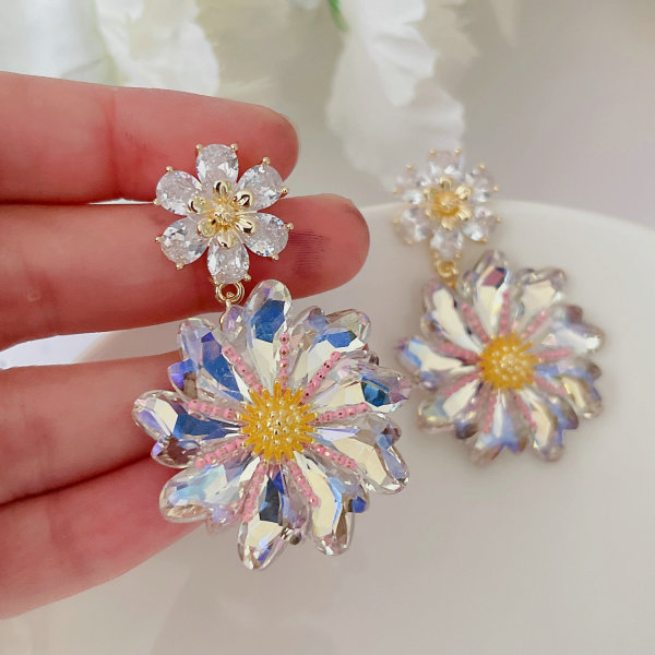Crystal flower earrings