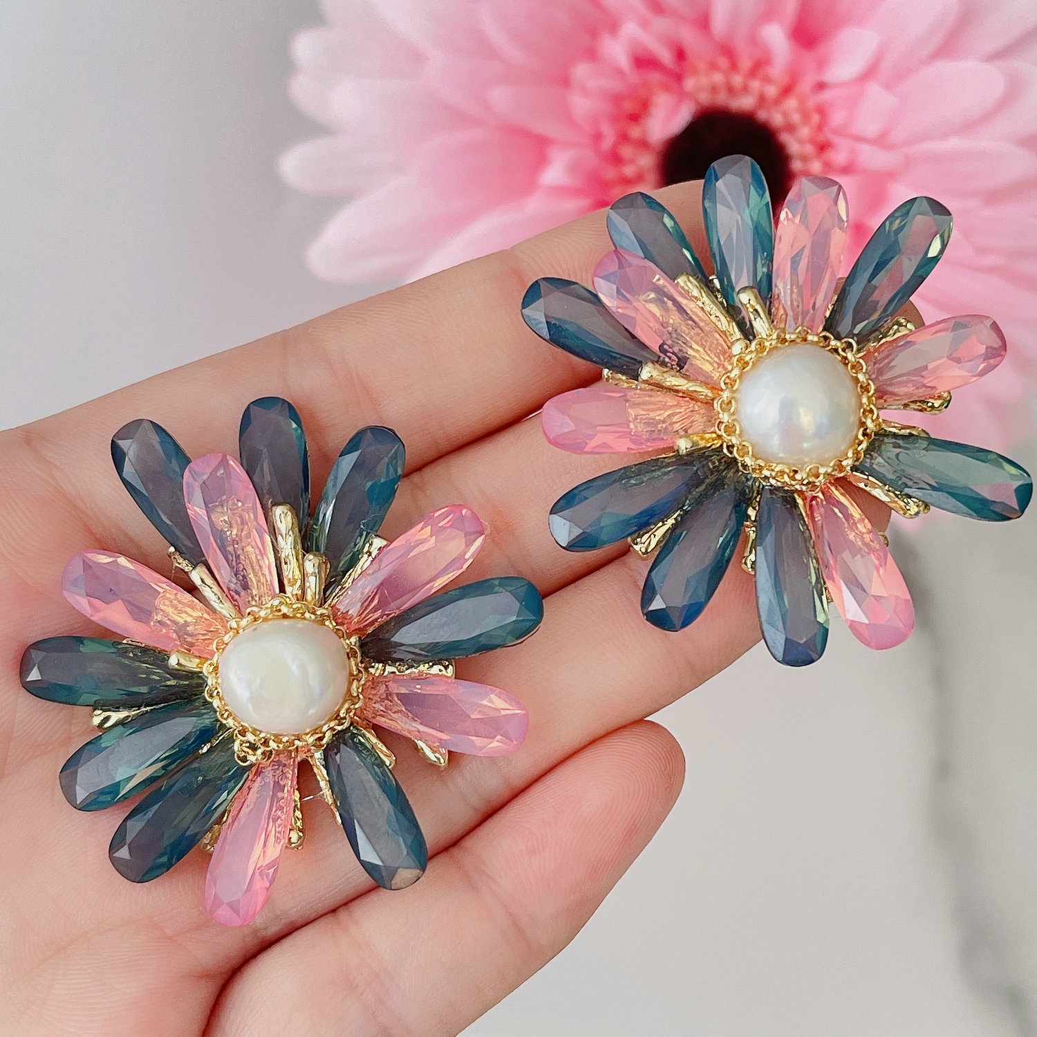 Crystal flower earrings