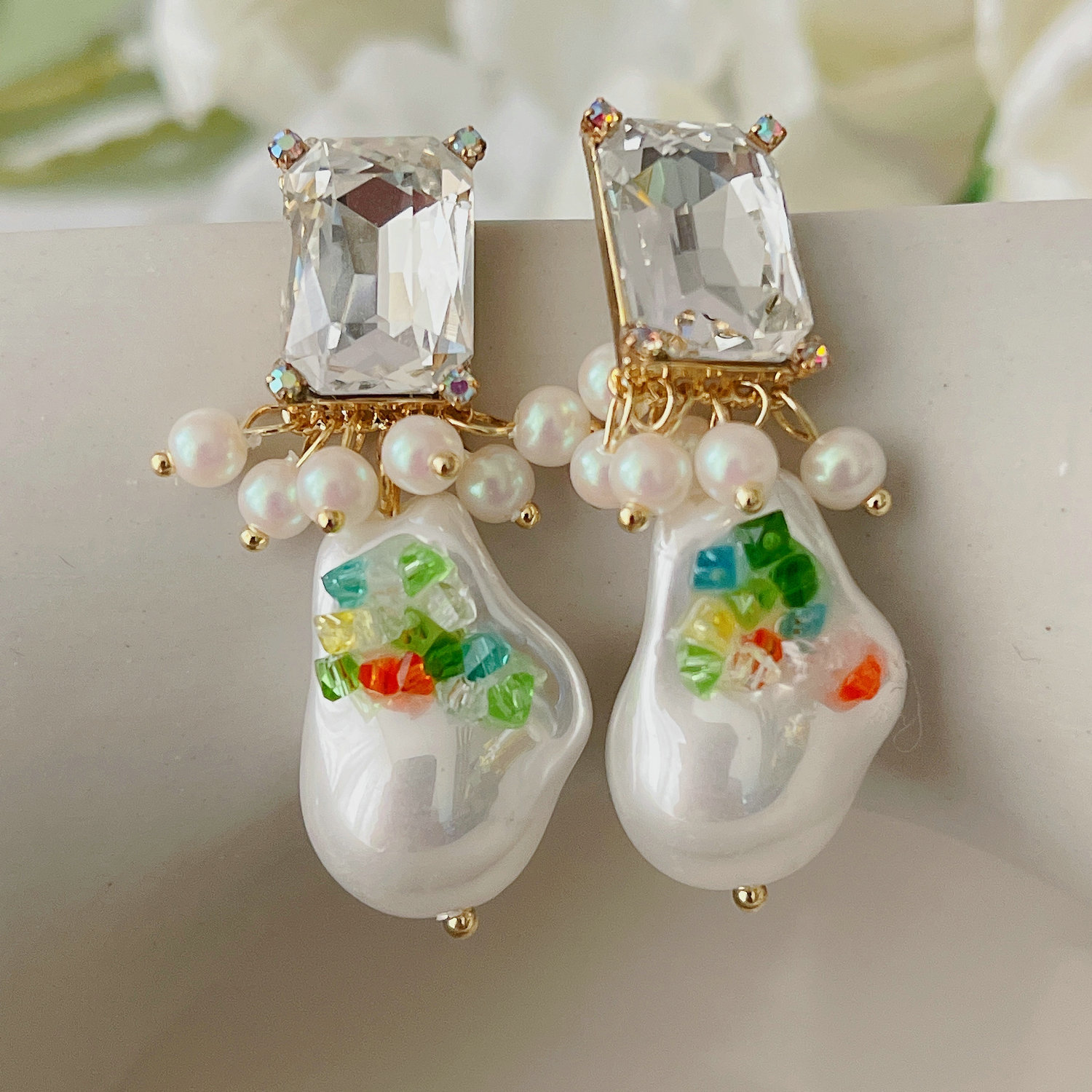 Glass pearl drop earrings