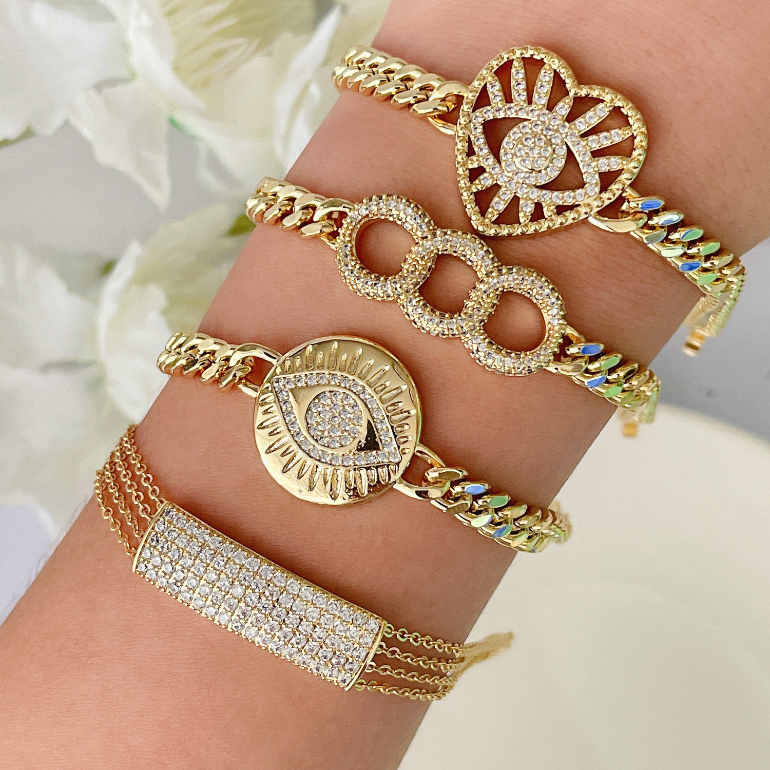 Pave eye cuban chain bracelet