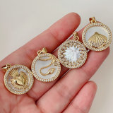 Shell round pendant