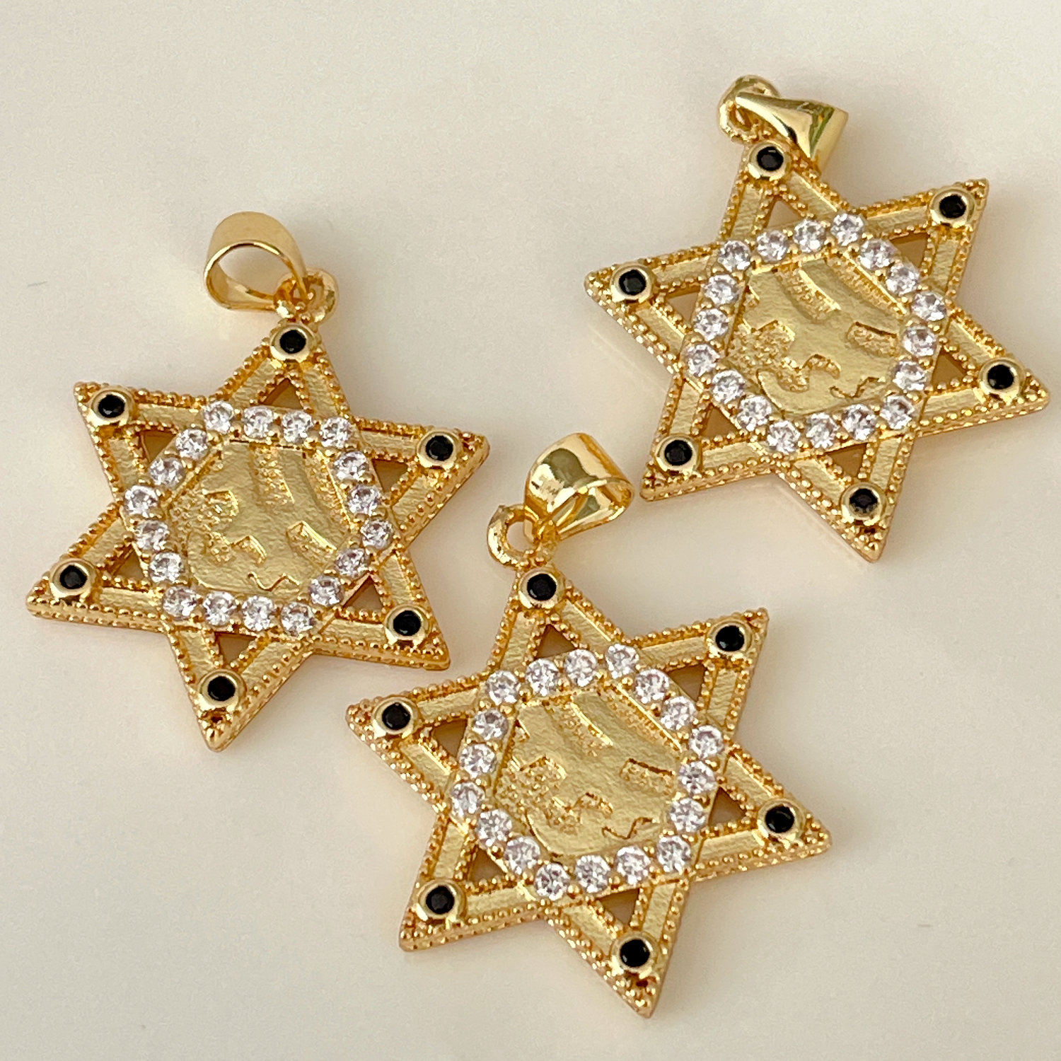 Star charm