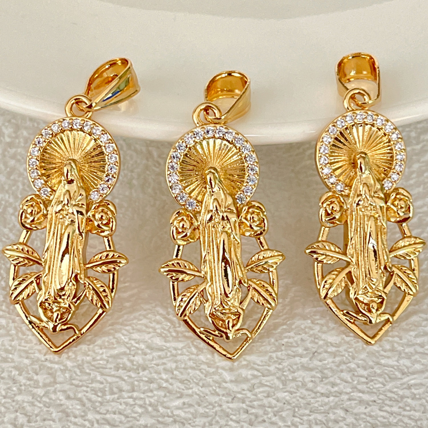Pave religious charm