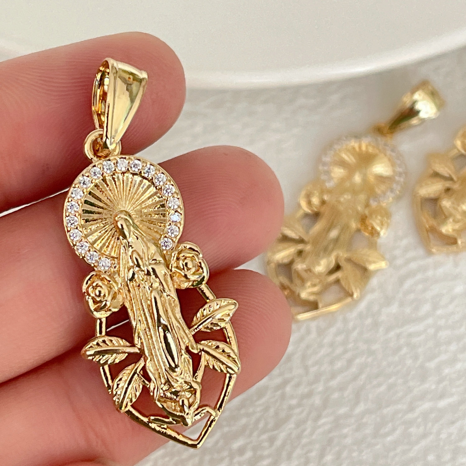 Pave religious charm