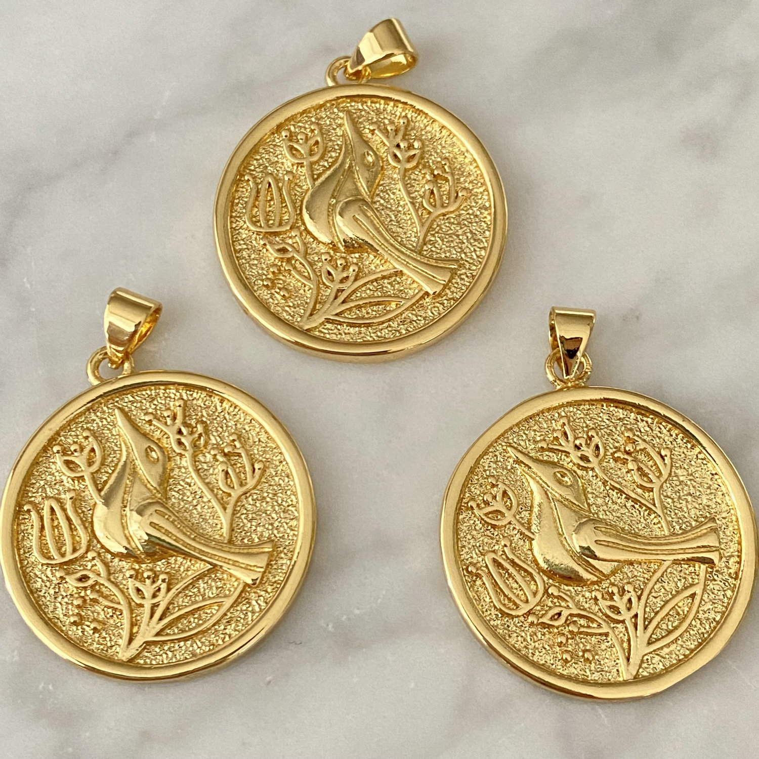 Round bird charm