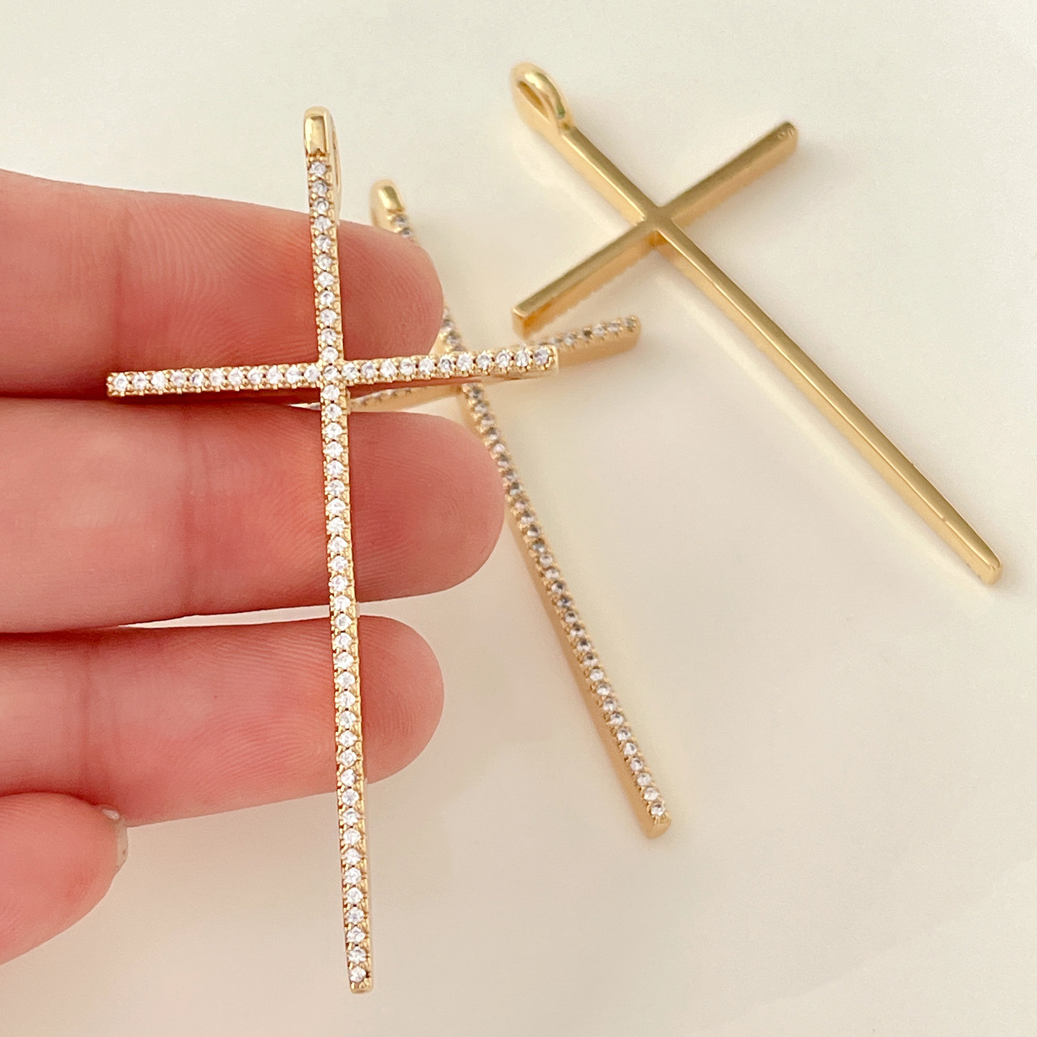Big cross pendant