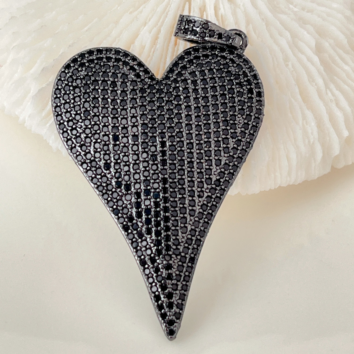 Black heart charm