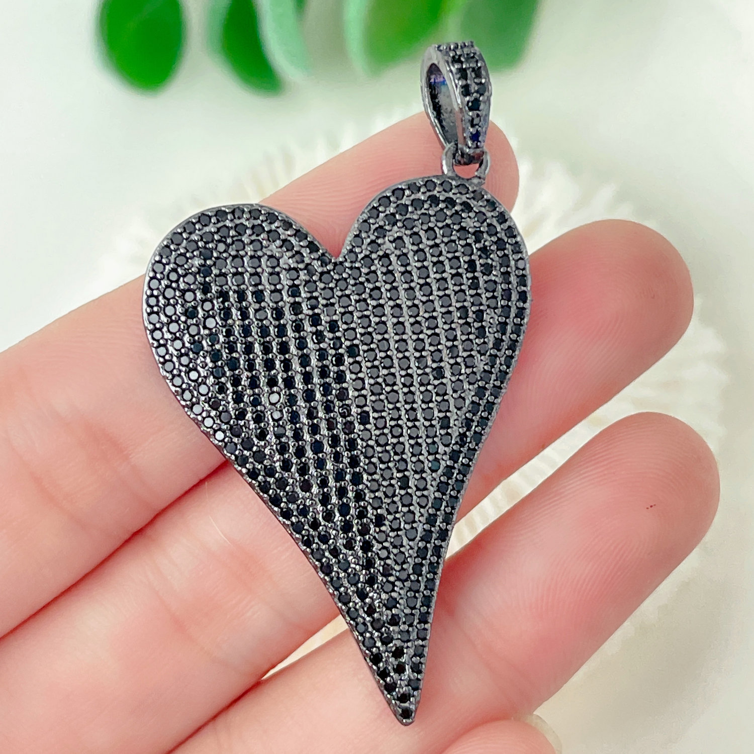 Black heart charm